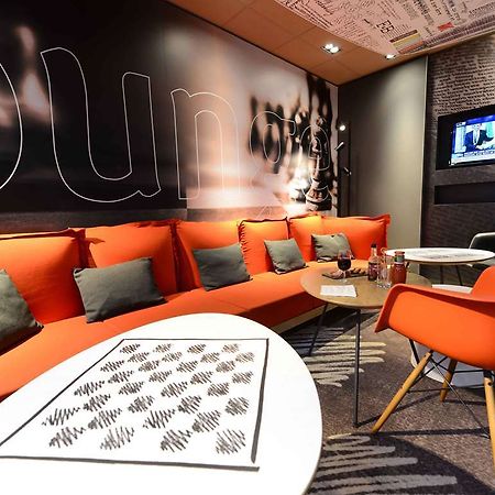 Ibis Lyon Gerland Musee Des Confluences Restoran gambar